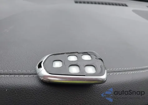 2016 Cadillac Srx Luxury Collection z USA, uszkodzony, nr VIN 3GYFNBE36GS571564